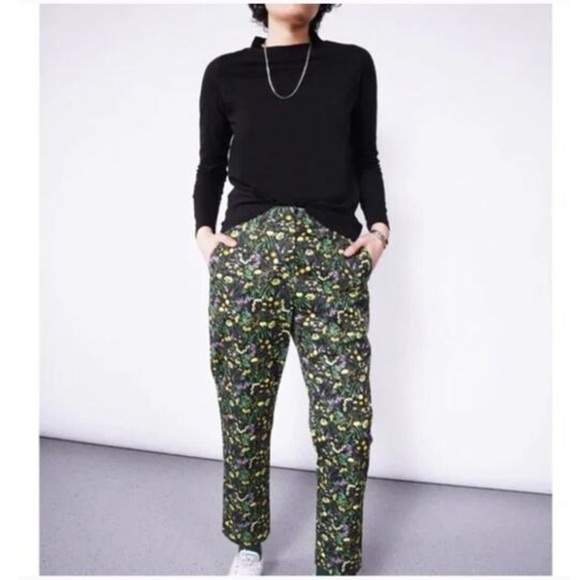 Wildfang Empower Meadow Slim Crop Pant Black Green Size 4 - Picture 1 of 16